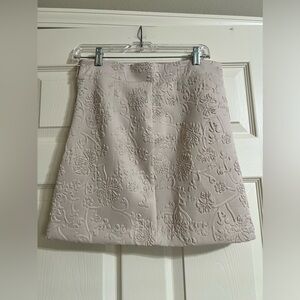 Cecico Beige Puffed Pattern Zip Mini Skirt-Size Large-Excellent condition